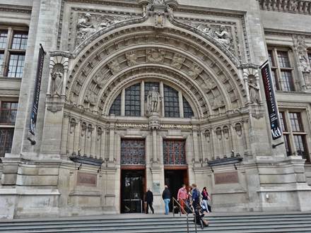 Eingang Cromwell Road