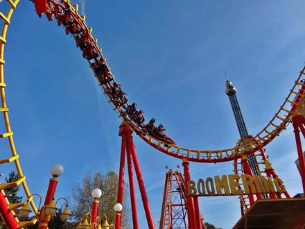 Boomerang Car during Looping