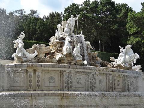 Neptune Fountain