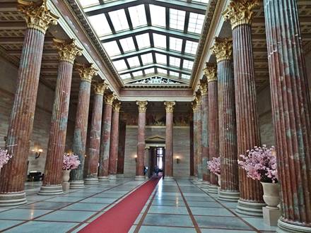 Parliament Pillars Hall