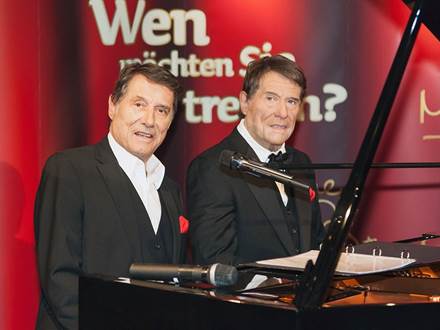 Udo Jürgens with Wax Figure