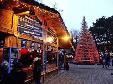 Christmas Village Unicampus - Altes AKH