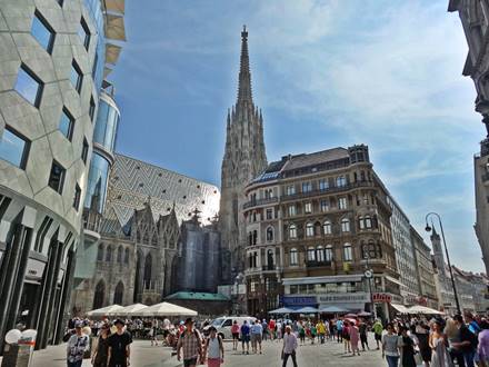 Stephansdom in the City Center